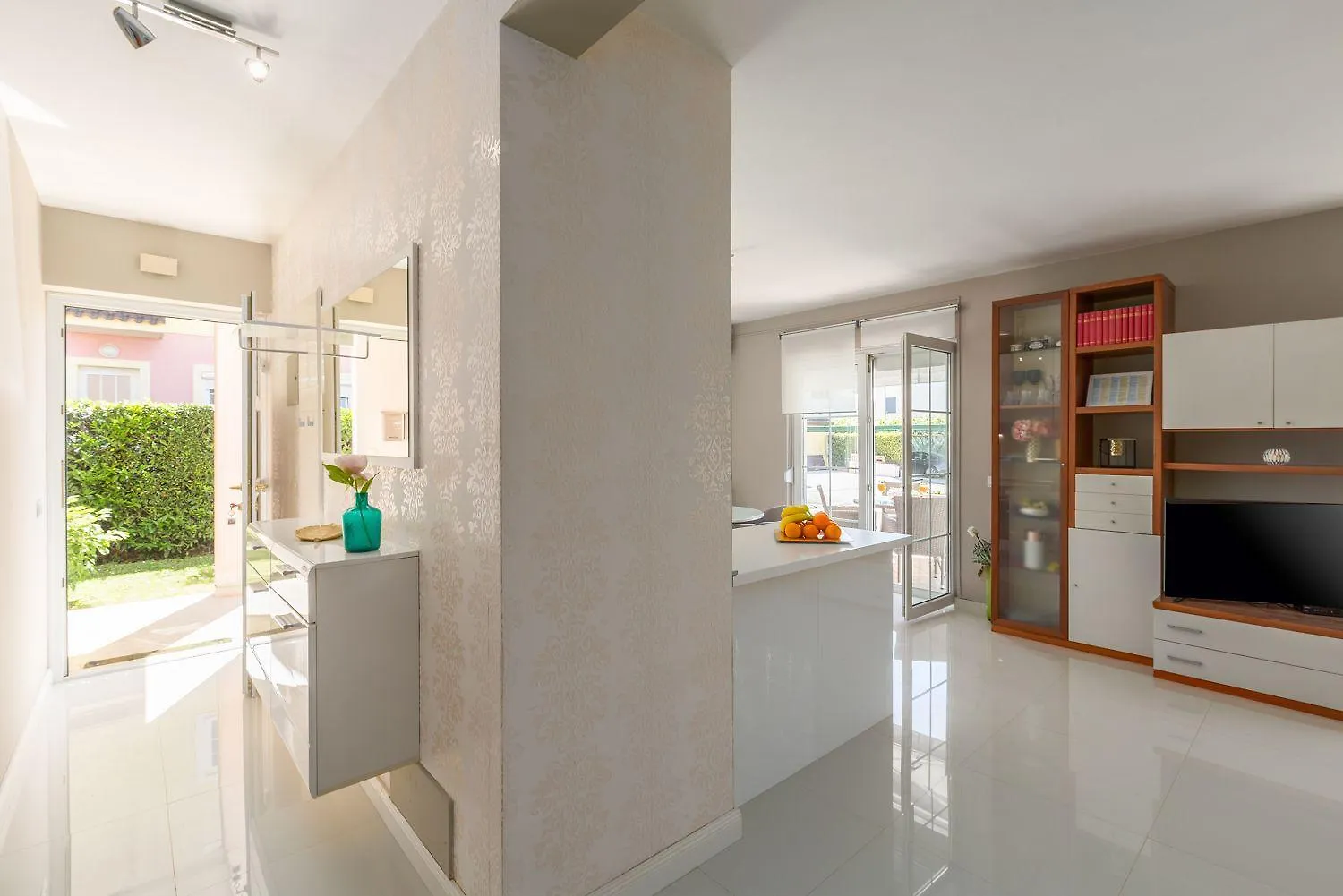 Lichtdurchflutetes Apartment Nur 500 Meter Zum Strand Mit Privater Terrasse Funtana